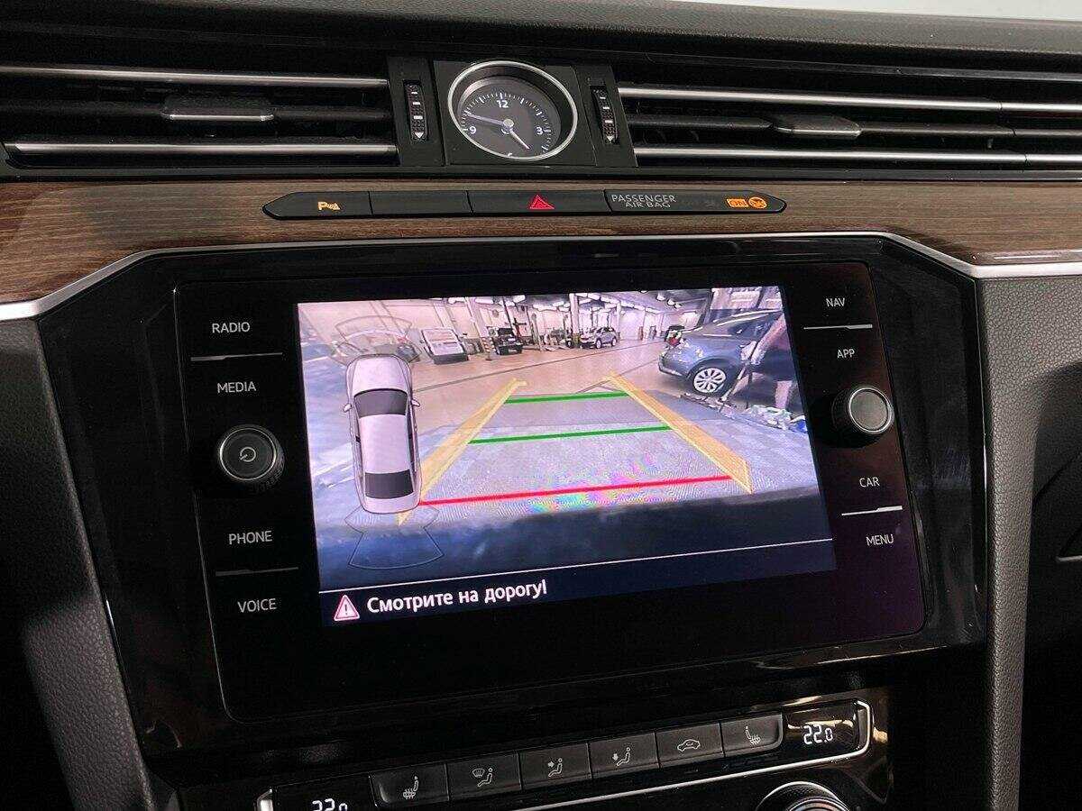 Б/У Фольксваген Пассат 2018 года. Фото: #10