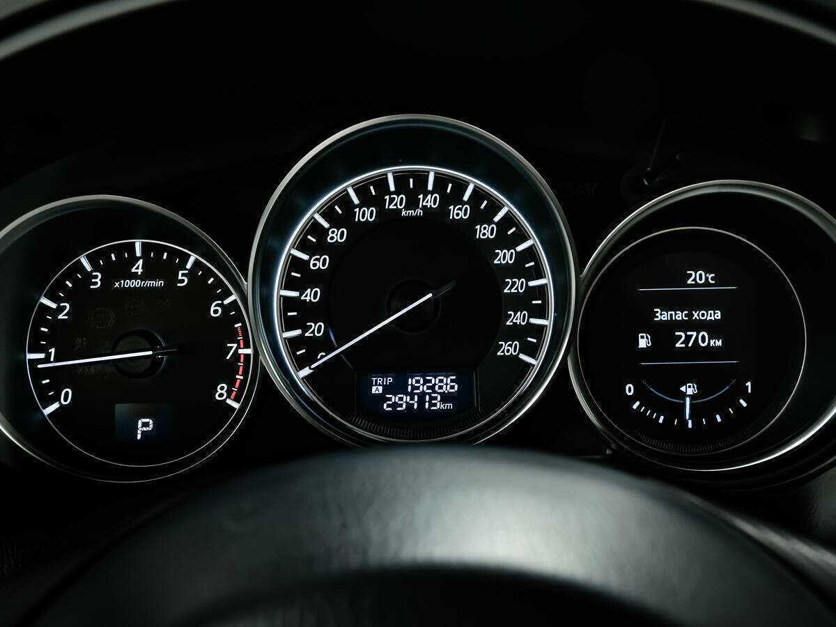 Б/У Мазда Ц-Икс-5 2016 года. Фото: #9