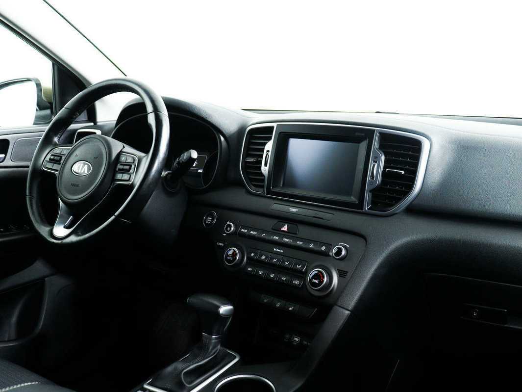 Б/У Киа Спортейдж 2017 года. Фото: #8