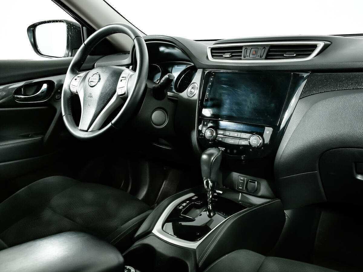 Б/У Ниссан Икс-Трейл 2016 года. Фото: #6