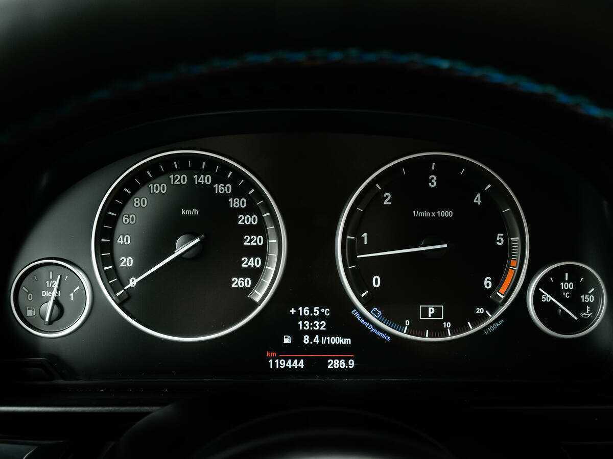 Б/У БМВ 5 серии 2013 года. Фото: #9