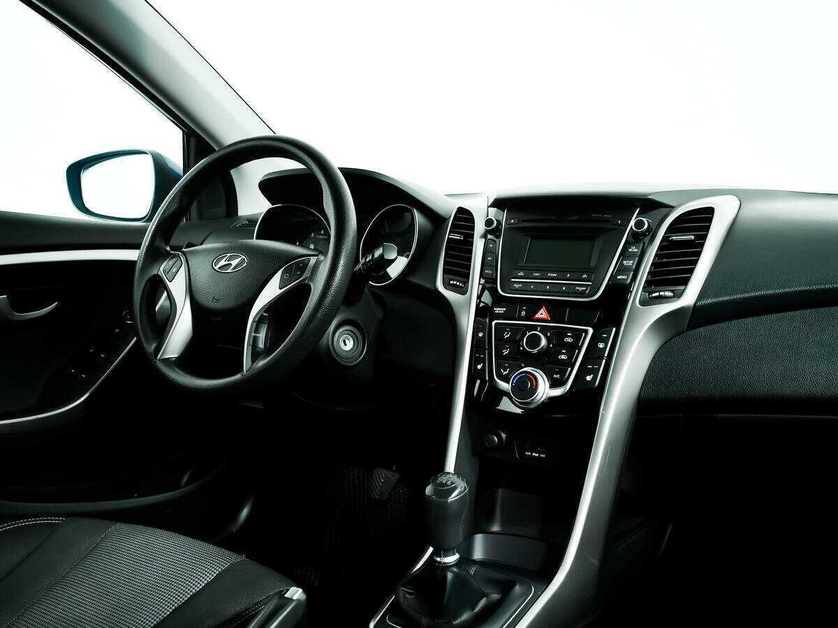 Б/У Хендай ай30 2014 года. Фото: #8