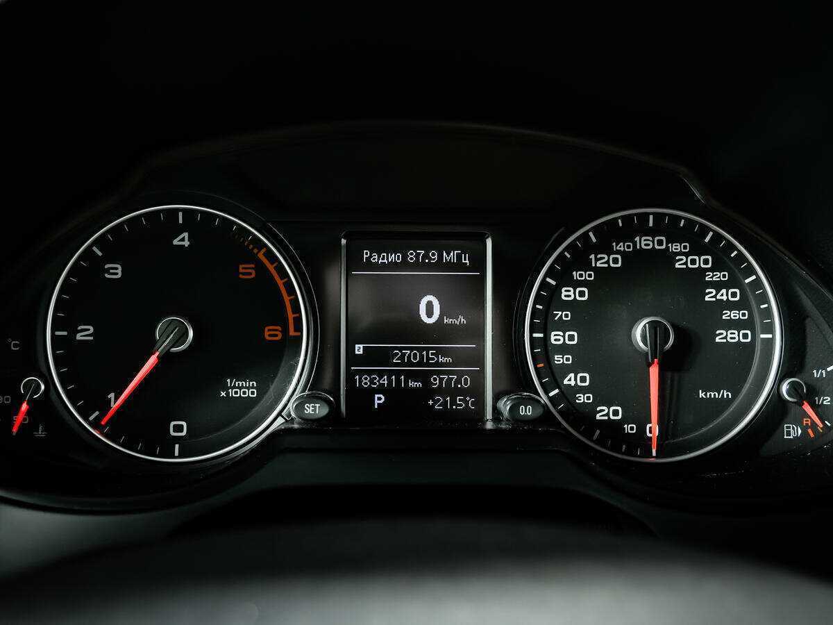 Б/У Ауди К5 2014 года. Фото: #9