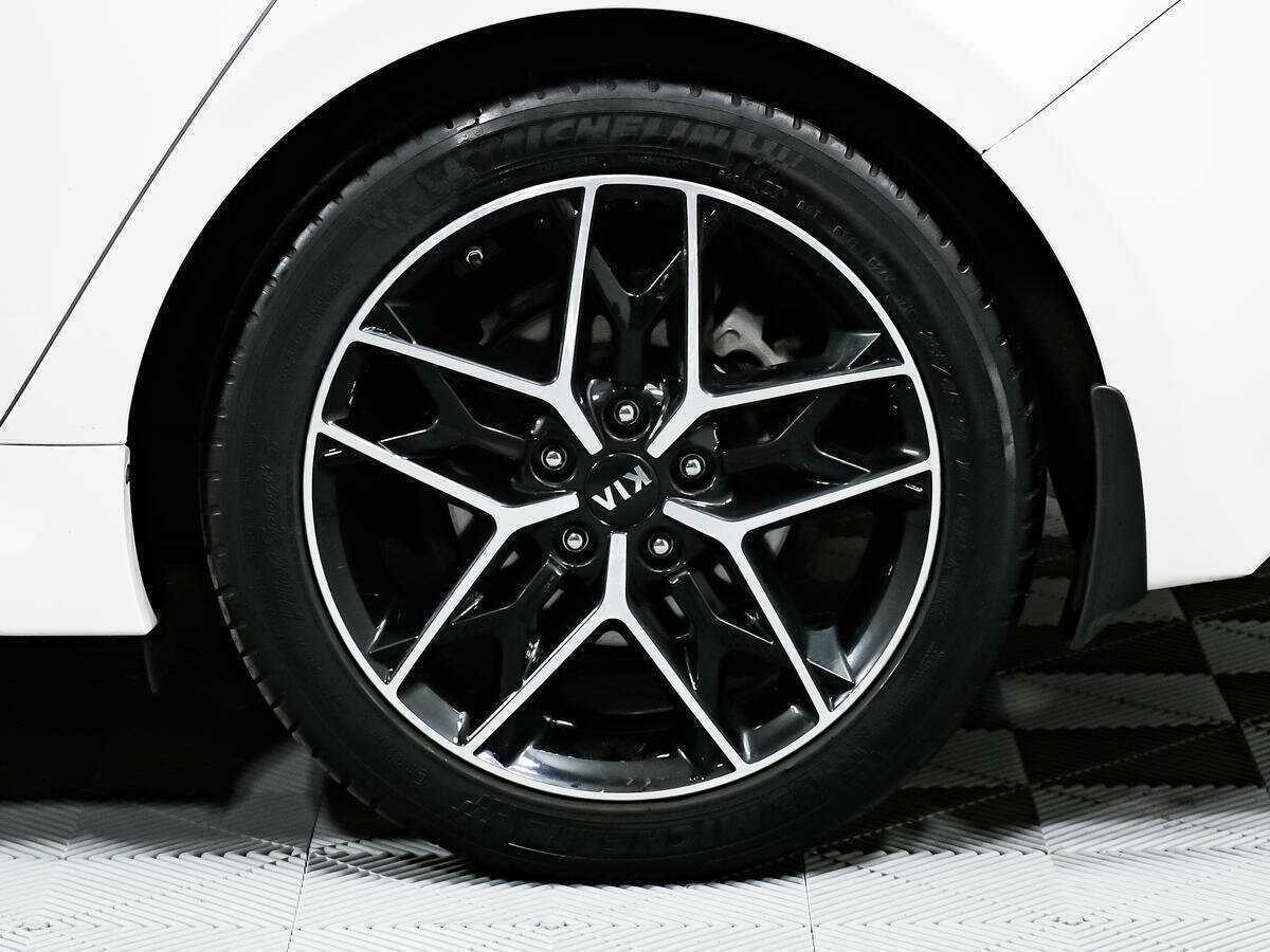 Б/У Киа Оптима 2018 года. Фото: #11