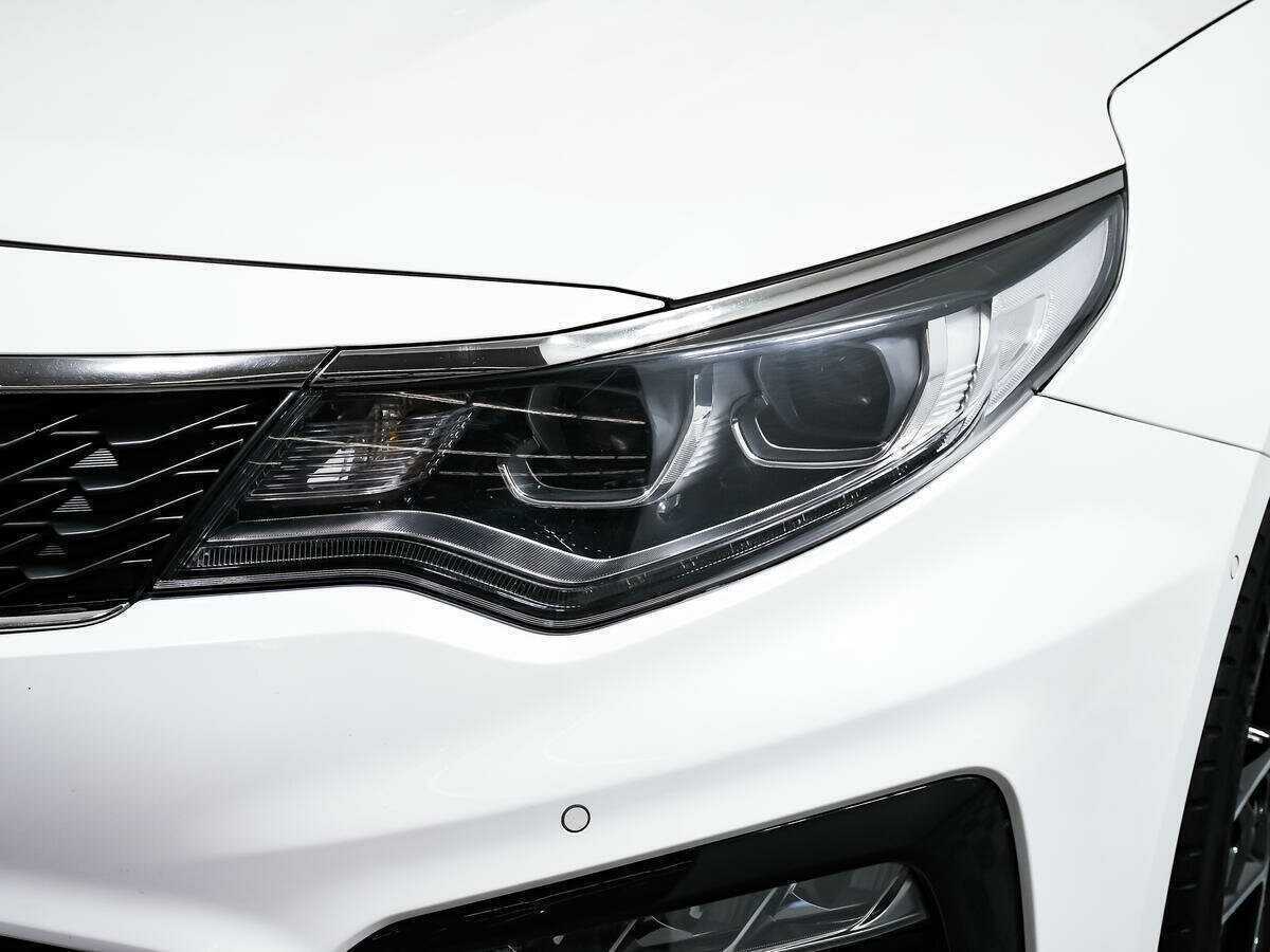 Б/У Киа Оптима 2018 года. Фото: #12