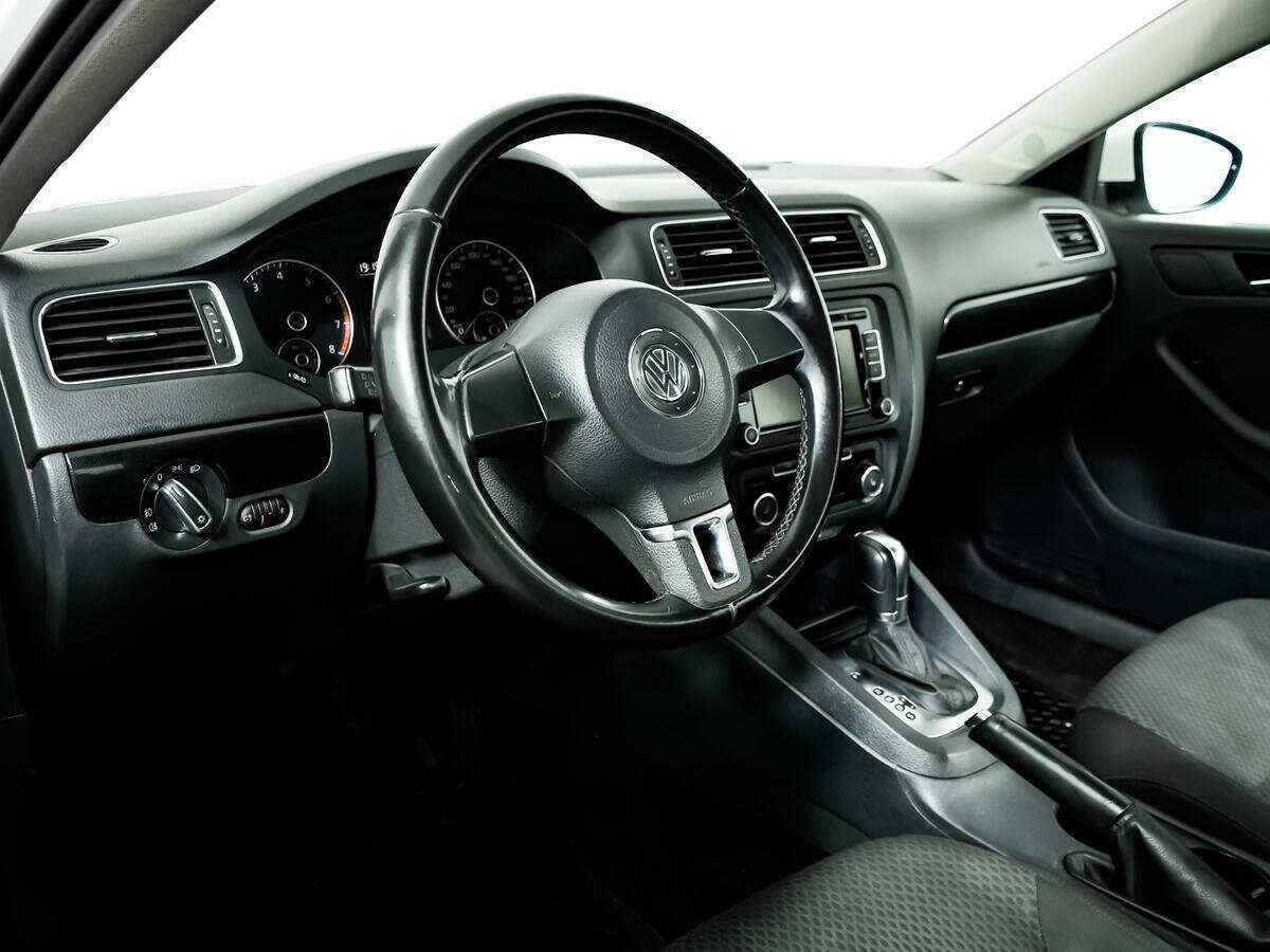 Б/У Фольксваген Джетта 2012 года. Фото: #12