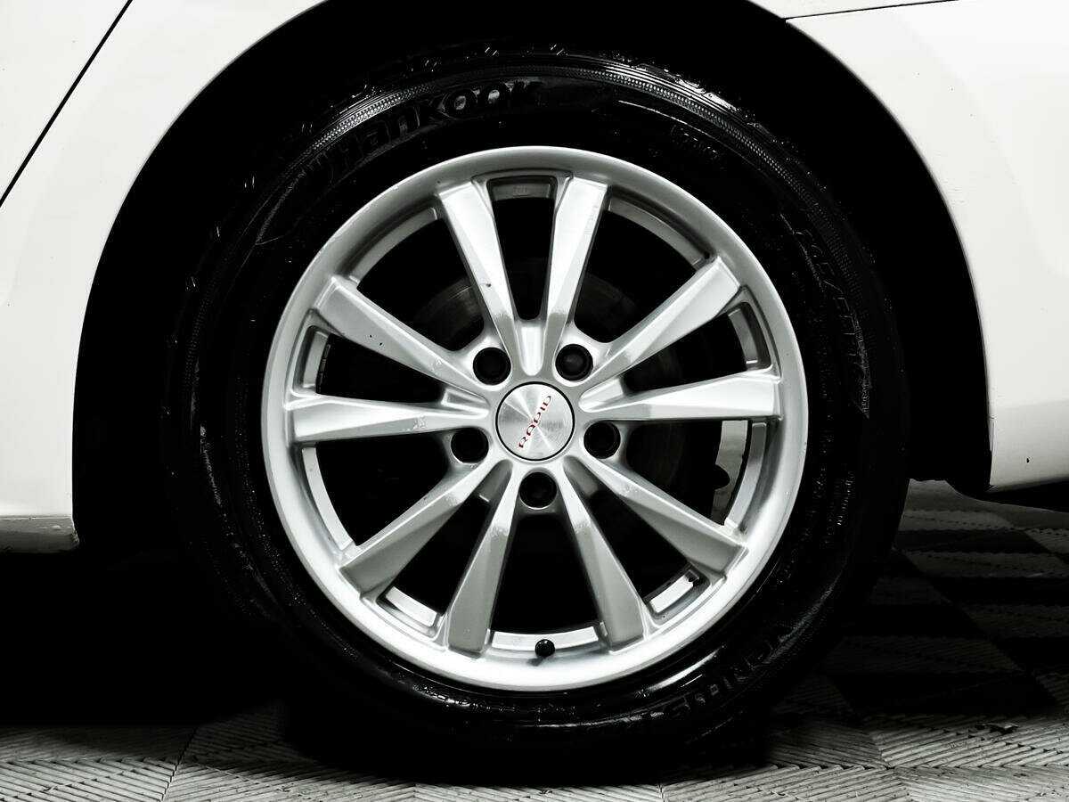 Б/У Фольксваген Джетта 2012 года. Фото: #13