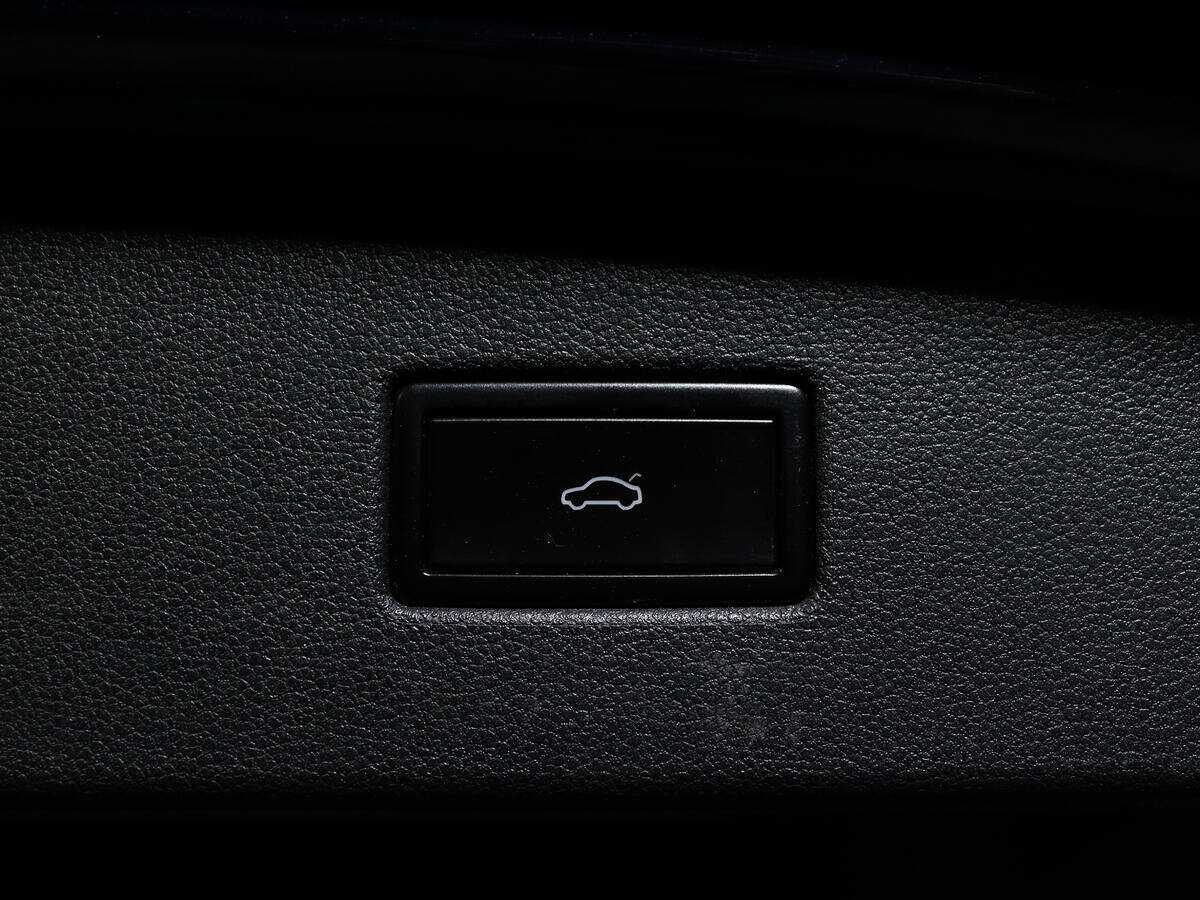 Б/У Фольксваген Тигуан 2017 года. Фото: #16