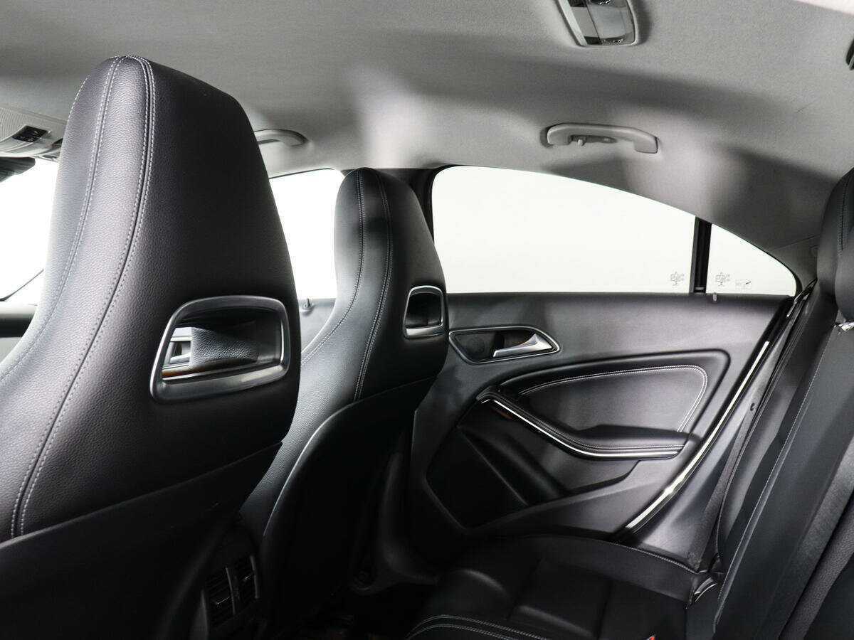 Б/У Мерседес-Бенц КЛА 2016 года. Фото: #9