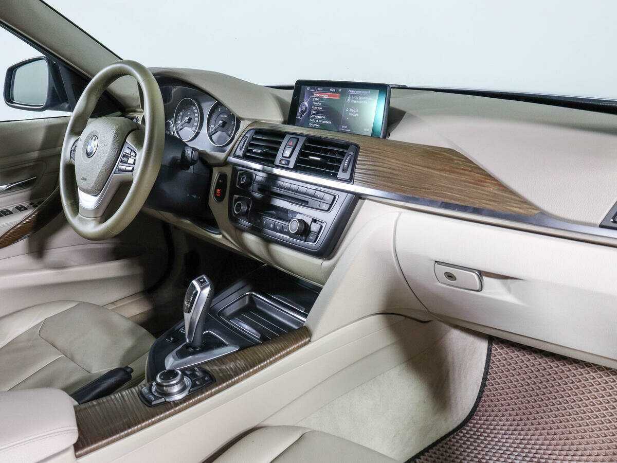 Б/У БМВ 3 серии 2013 года. Фото: #8