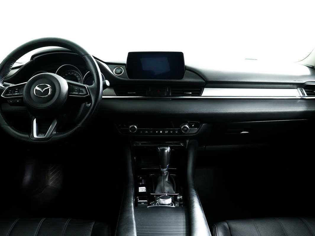 Б/У Мазда 6 2018 года. Фото: #10