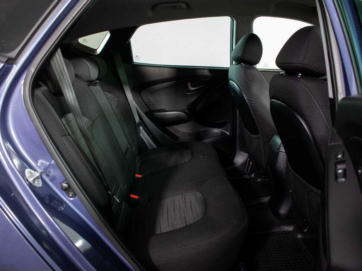 Б/У Хендай ай-икс35 2014 года. Фото: #9