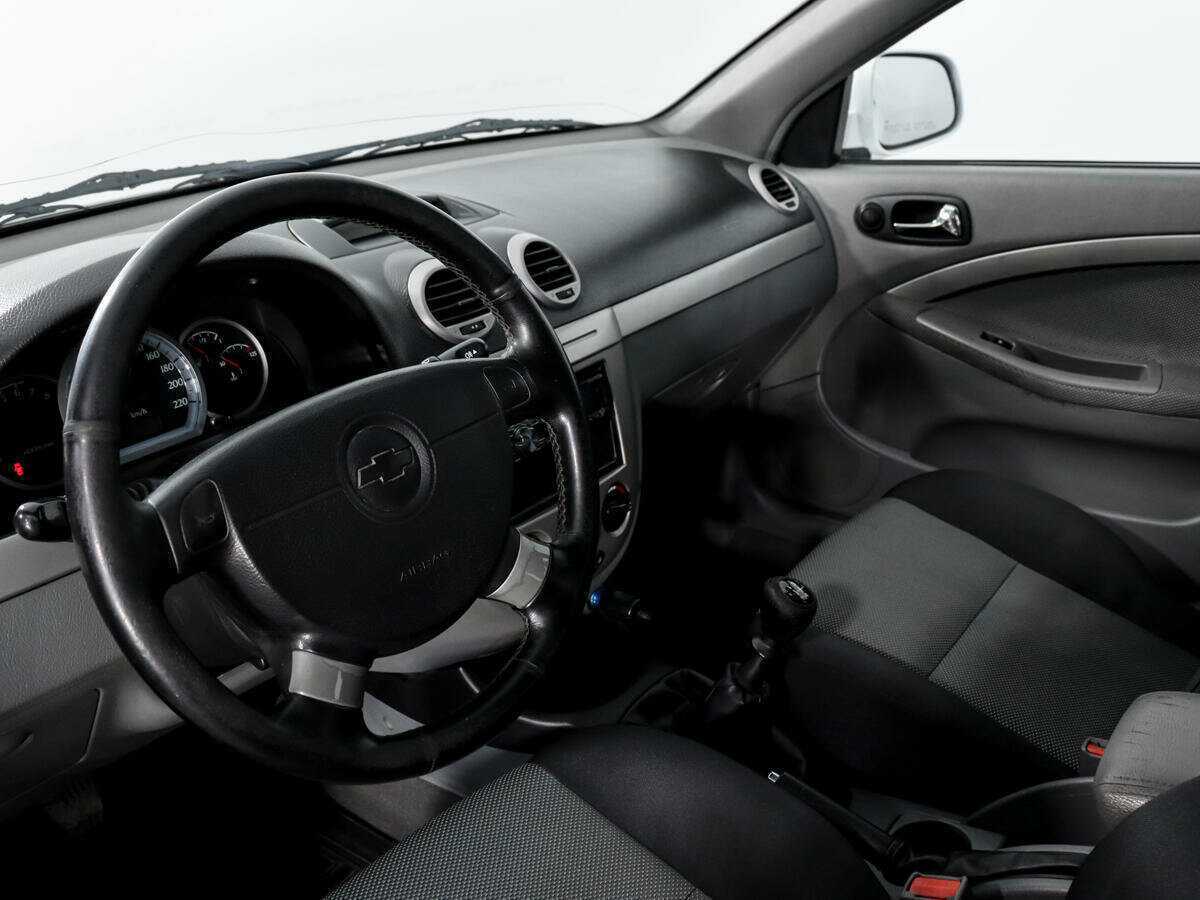 Б/У Шевроле Лачетти 2012 года. Фото: #8