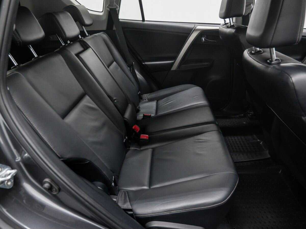 Б/У Тойота Рав4 2013 года. Фото: #9