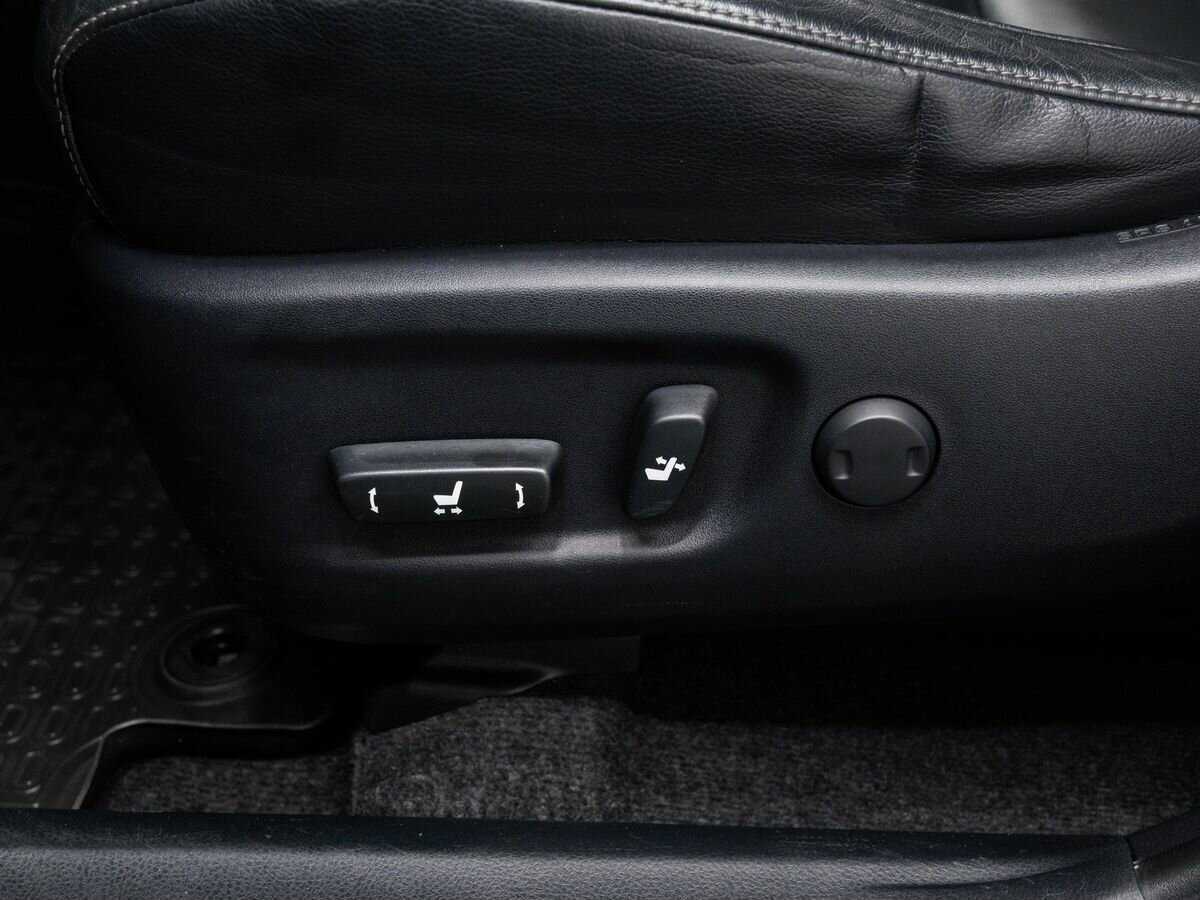 Б/У Тойота Рав4 2013 года. Фото: #17