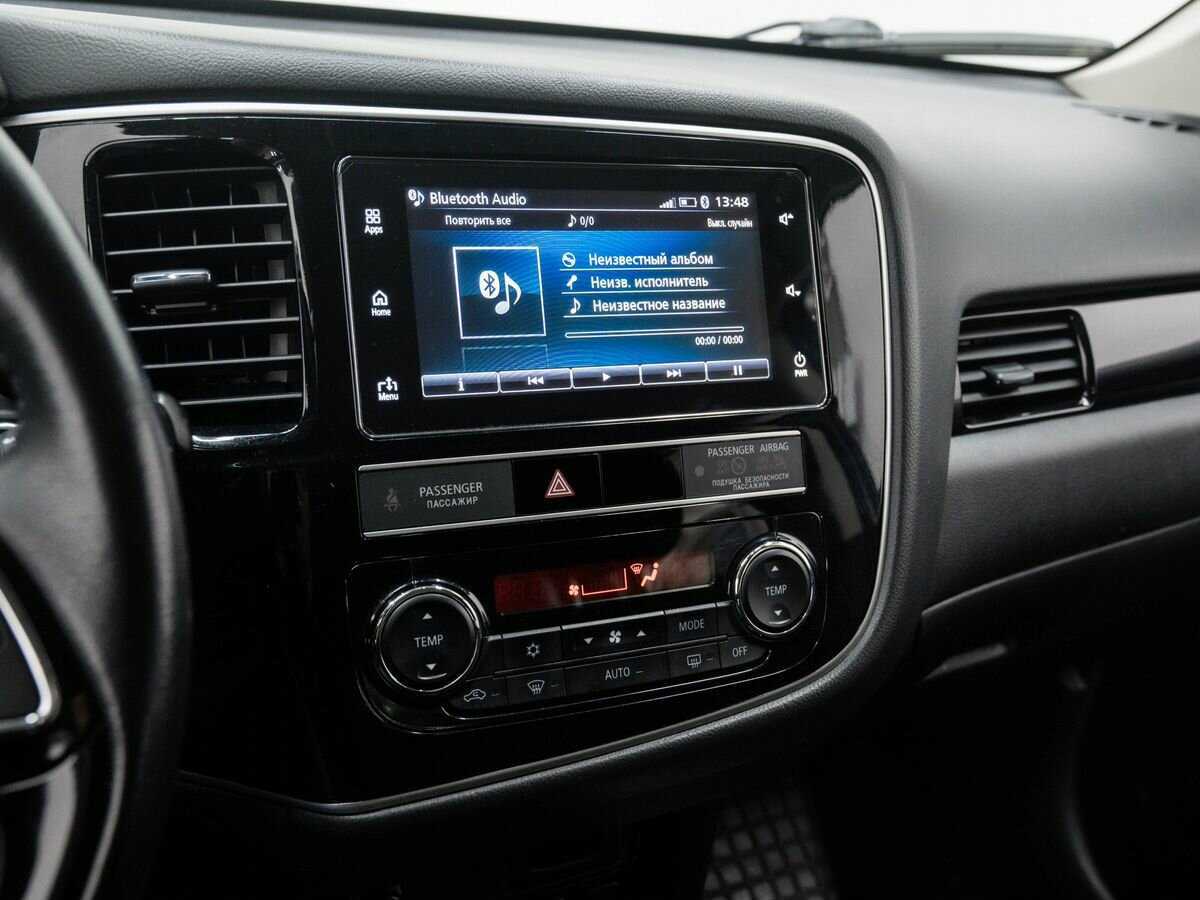 Б/У Митсубиши Оутлэндер 2019 года. Фото: #19