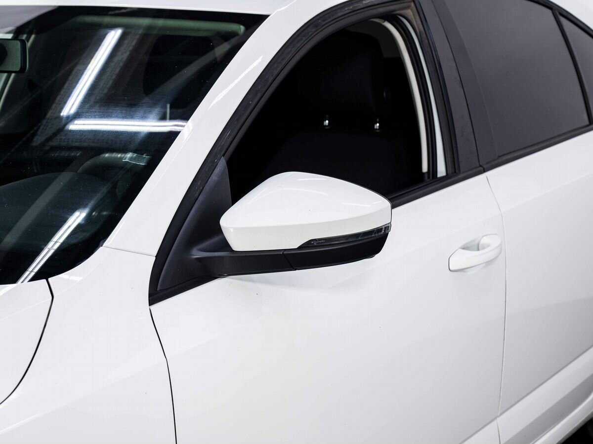 Б/У Шкода Октавия 2019 года. Фото: #6