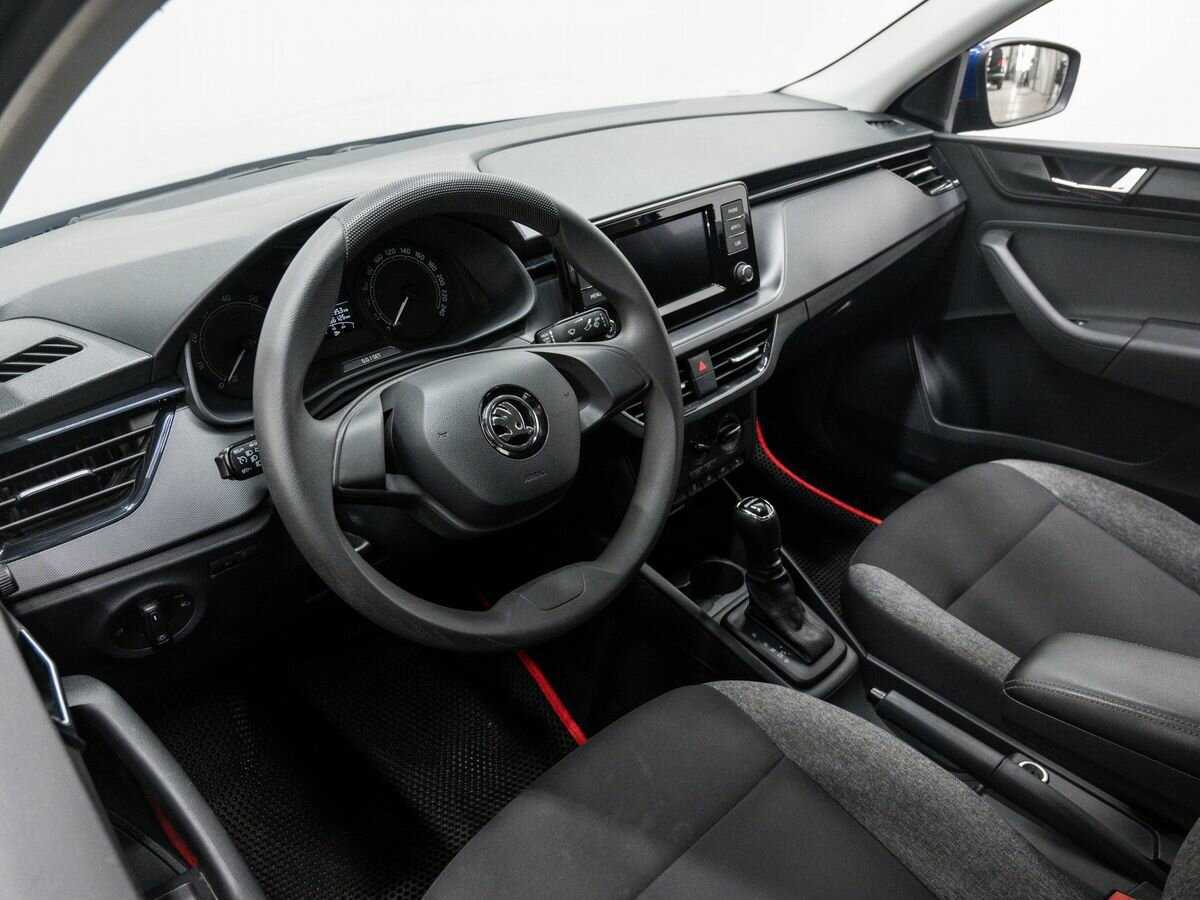 Б/У Шкода Рапид 2021 года. Фото: #13