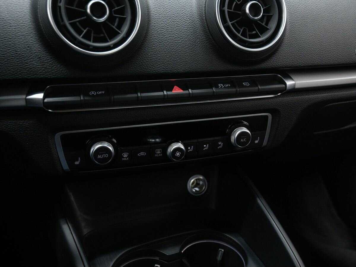 Б/У Ауди А3 2020 года. Фото: #19