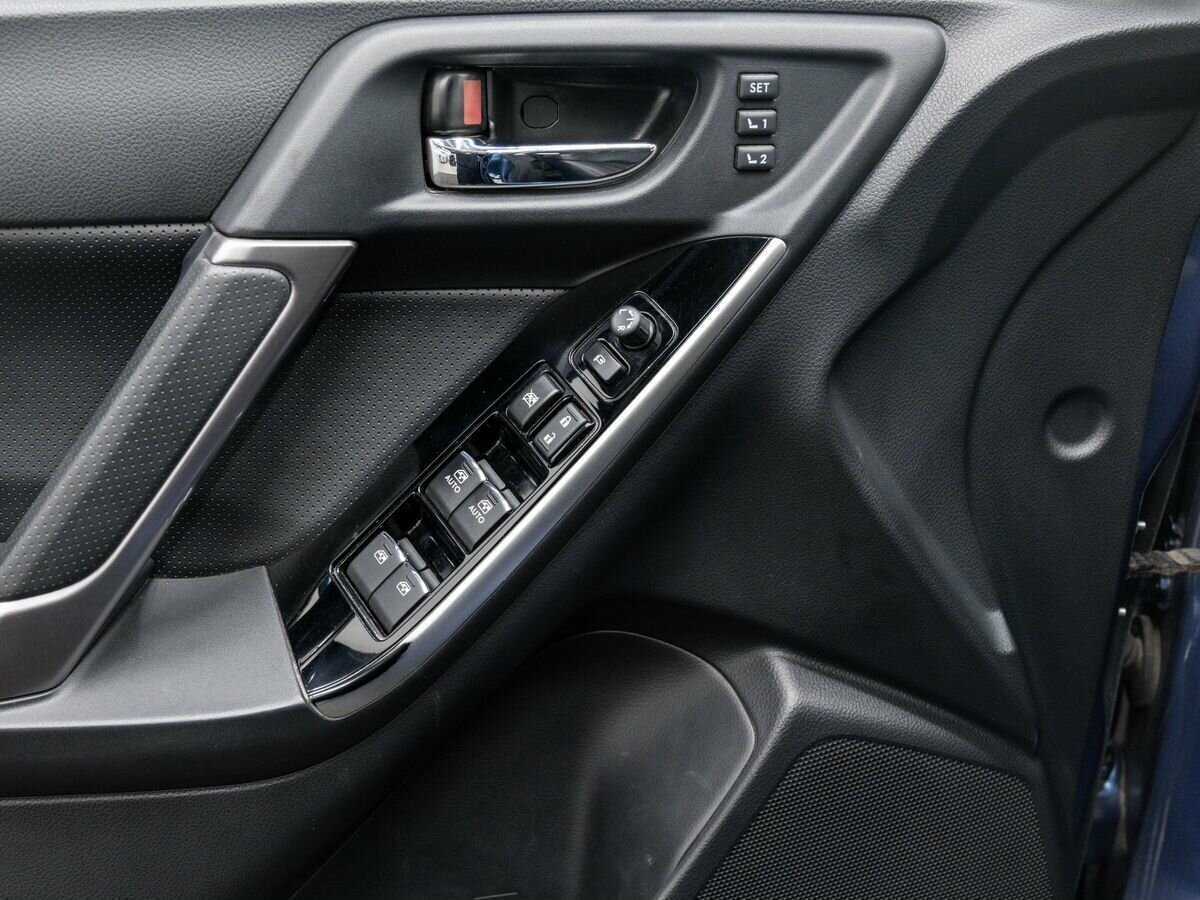 Б/У Субару Форестер 2017 года. Фото: #15