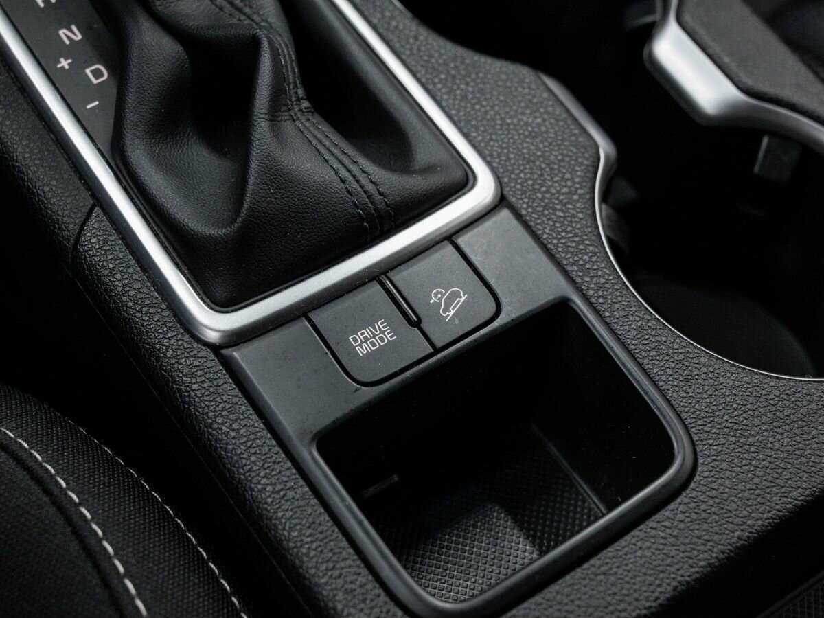 Б/У Киа Спортейдж 2020 года. Фото: #15