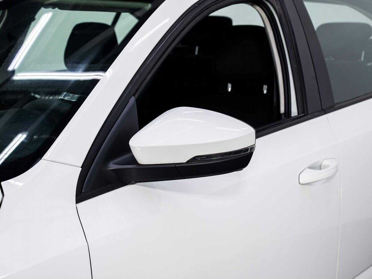 Б/У Шкода Октавия 2019 года. Фото: #7