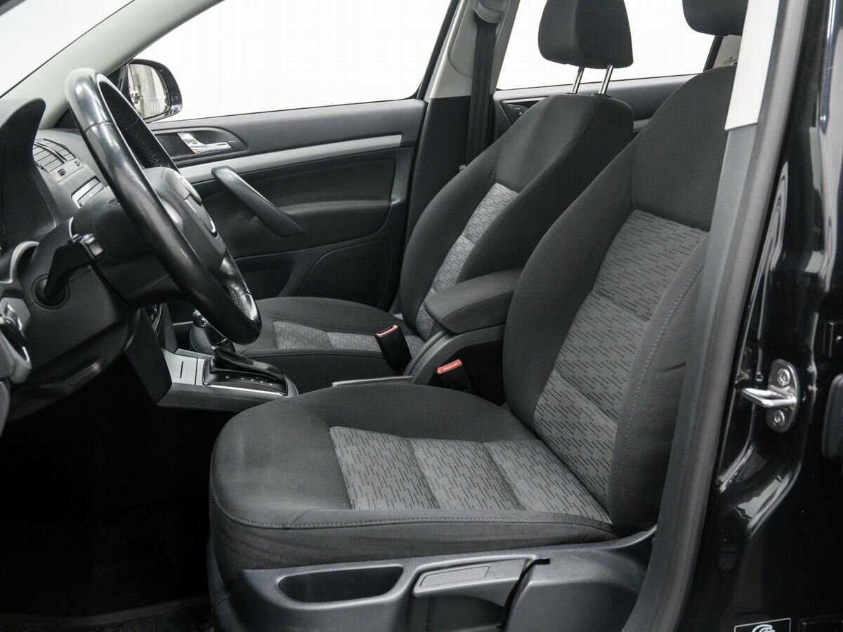 Б/У Шкода Октавия 2012 года. Фото: #12