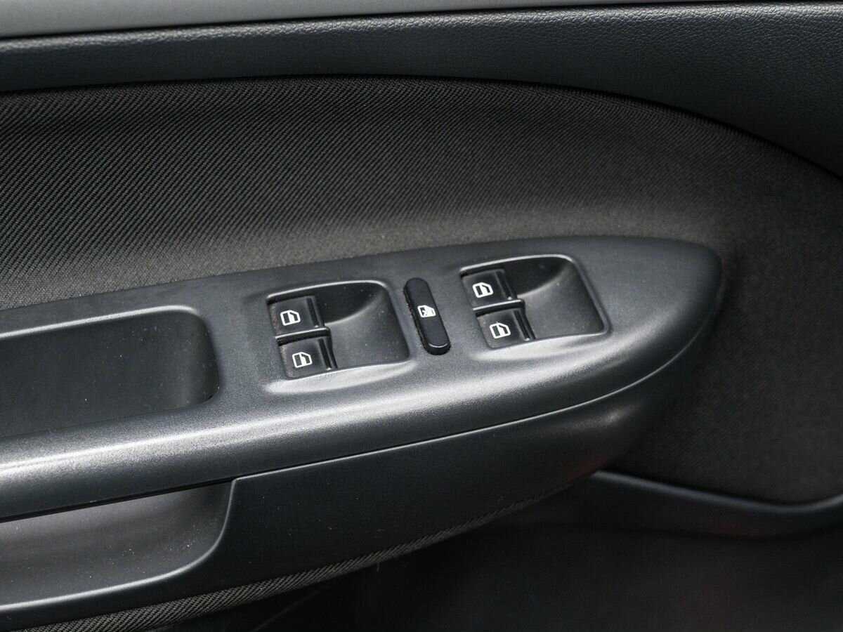 Б/У Шкода Октавия 2012 года. Фото: #13