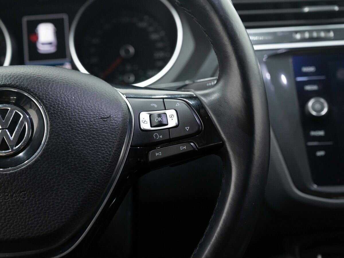 Б/У Фольксваген Тигуан 2018 года. Фото: #16