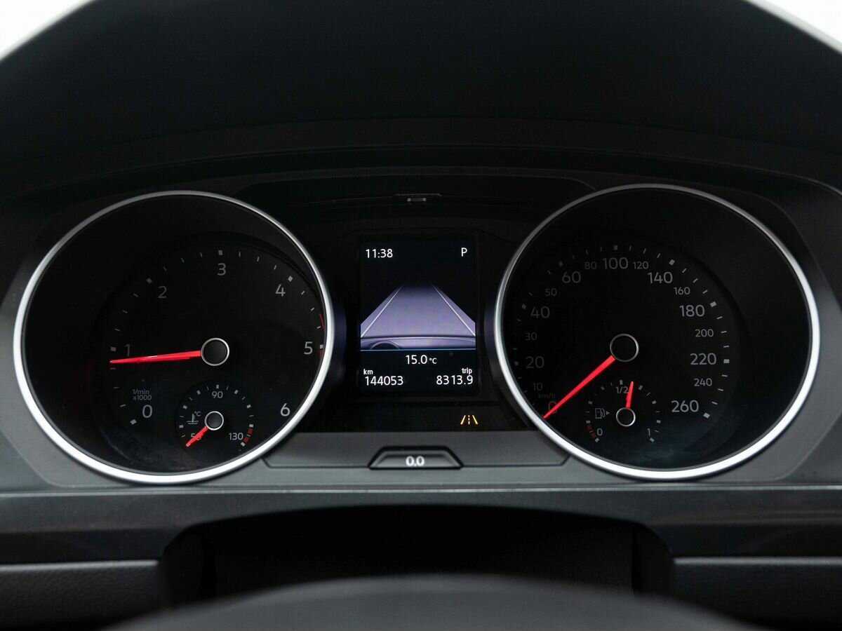 Б/У Фольксваген Тигуан 2018 года. Фото: #17