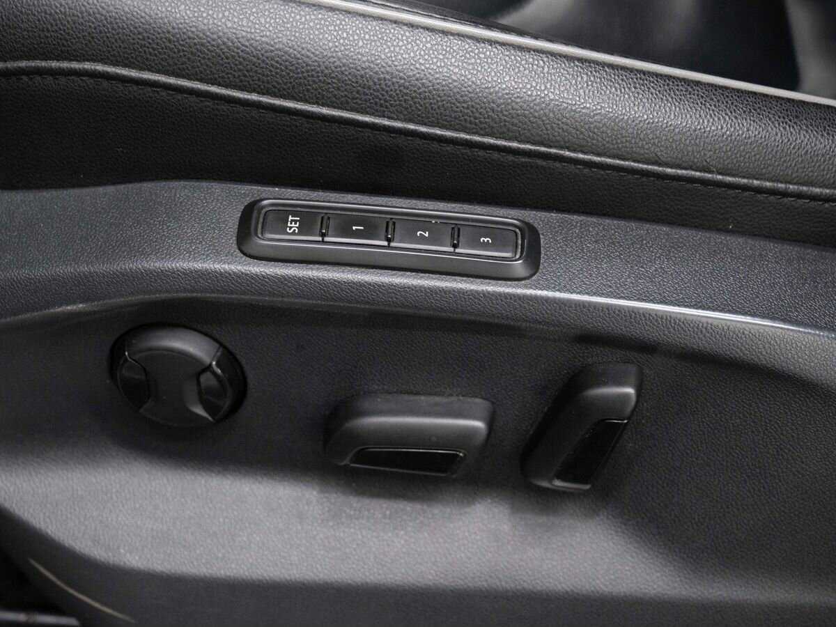 Б/У Фольксваген Тигуан 2018 года. Фото: #19