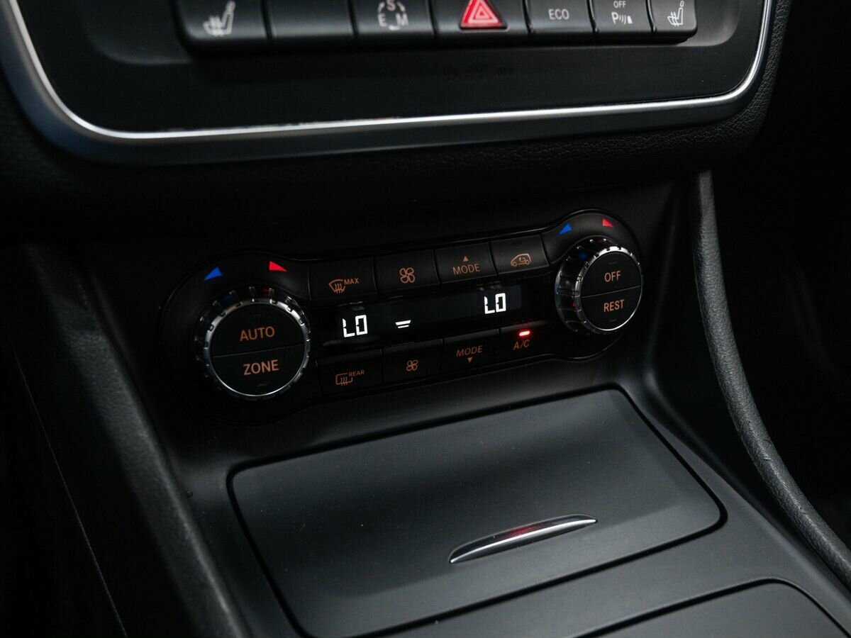 Б/У Мерседес-Бенц КЛА 2014 года. Фото: #16