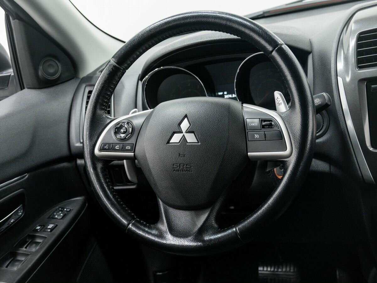 Б/У Митсубиши АС-Икс 2014 года. Фото: #10