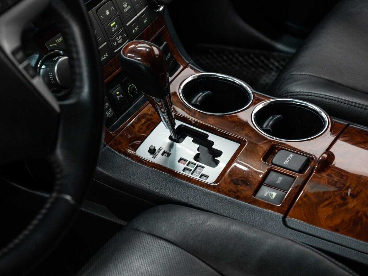 Б/У Тойота Хайлэндер 2012 года. Фото: #18