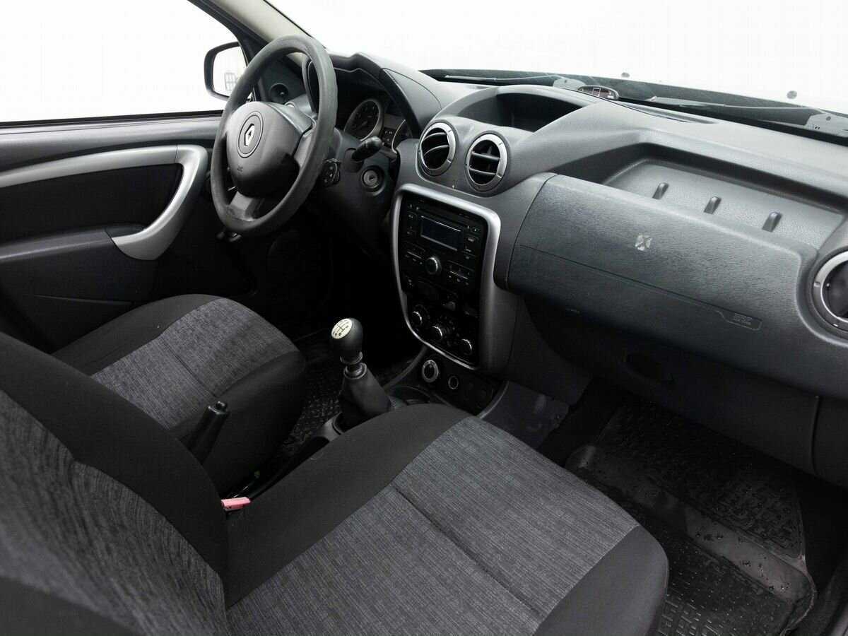 Б/У Рено Дастер 2013 года. Фото: #10