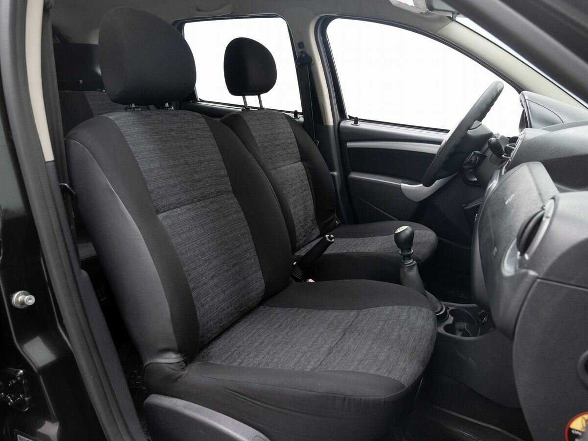 Б/У Рено Дастер 2013 года. Фото: #11