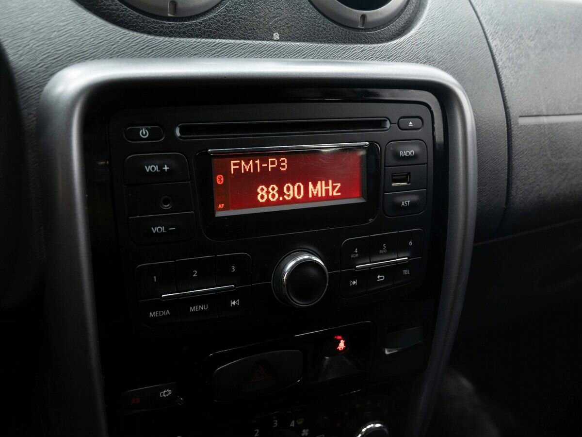 Б/У Рено Дастер 2013 года. Фото: #18