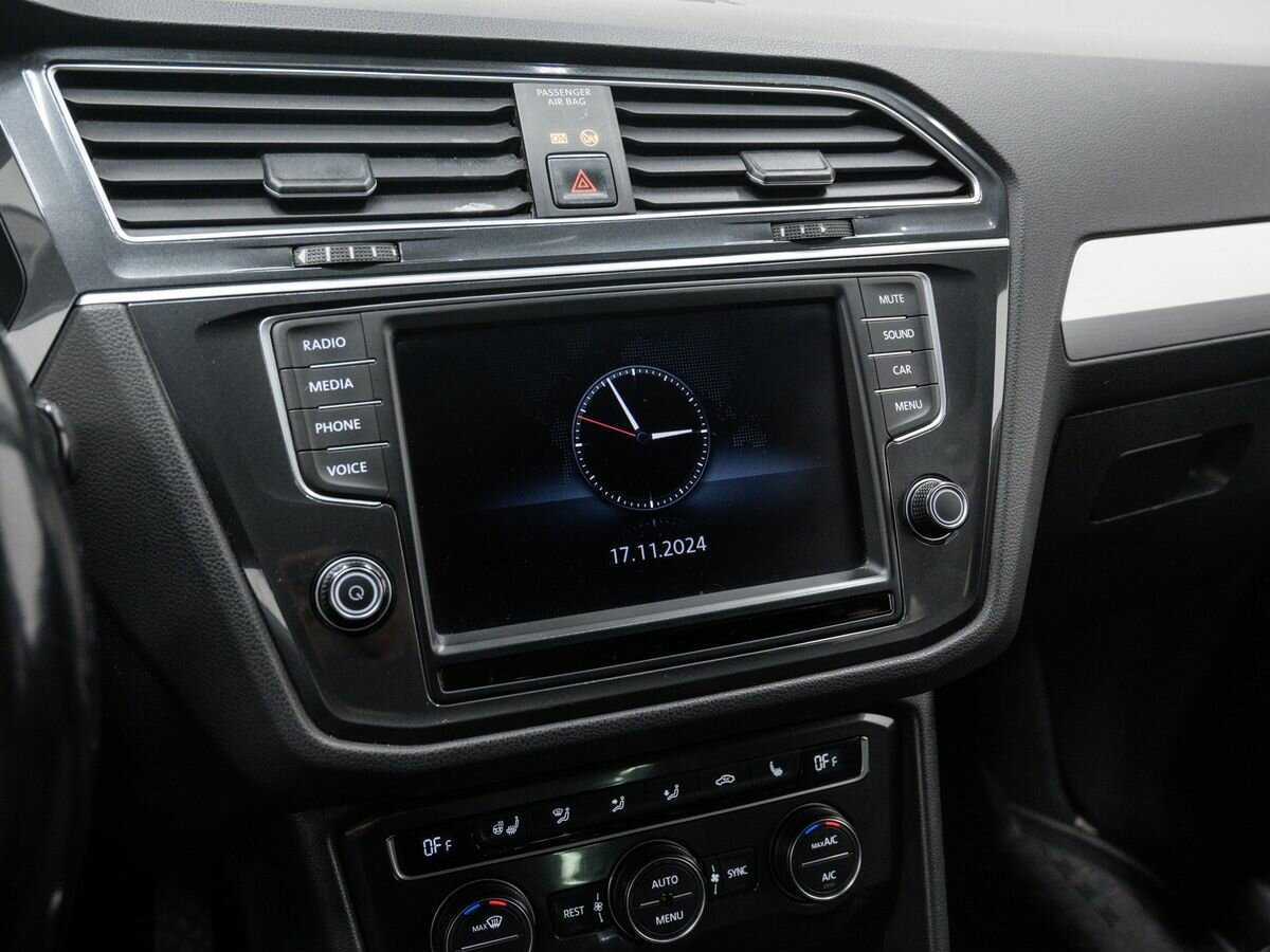 Б/У Фольксваген Тигуан 2017 года. Фото: #18