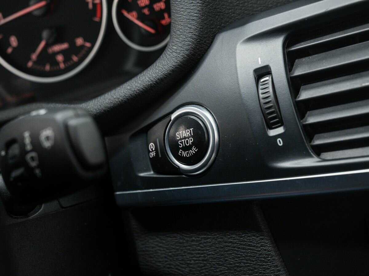 Б/У БМВ Икс3 2013 года. Фото: #21