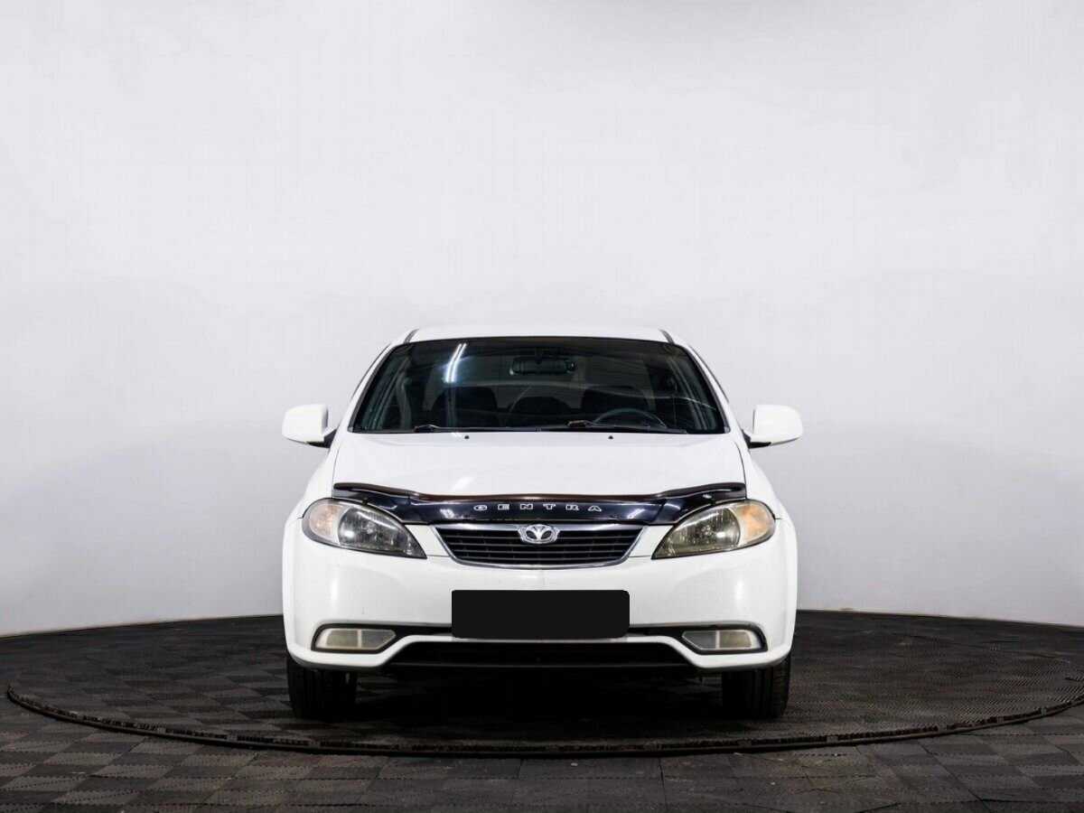 Б/У Дэу Гентра 2013 года. Фото: #1