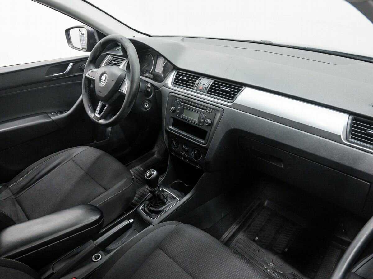 Б/У Шкода Рапид 2014 года. Фото: #7