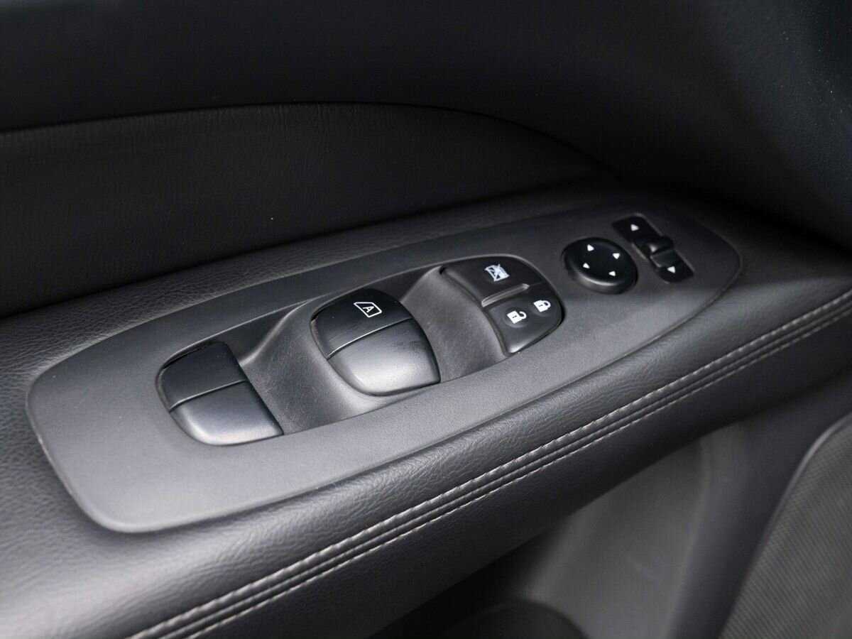 Б/У Ниссан Патфайндер 2014 года. Фото: #21