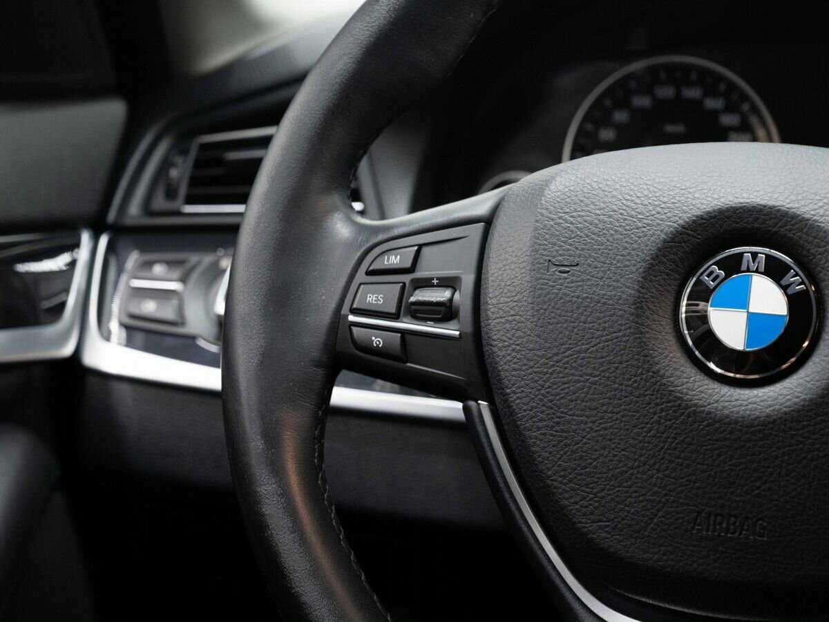 Б/У БМВ 5 серии 2013 года. Фото: #17