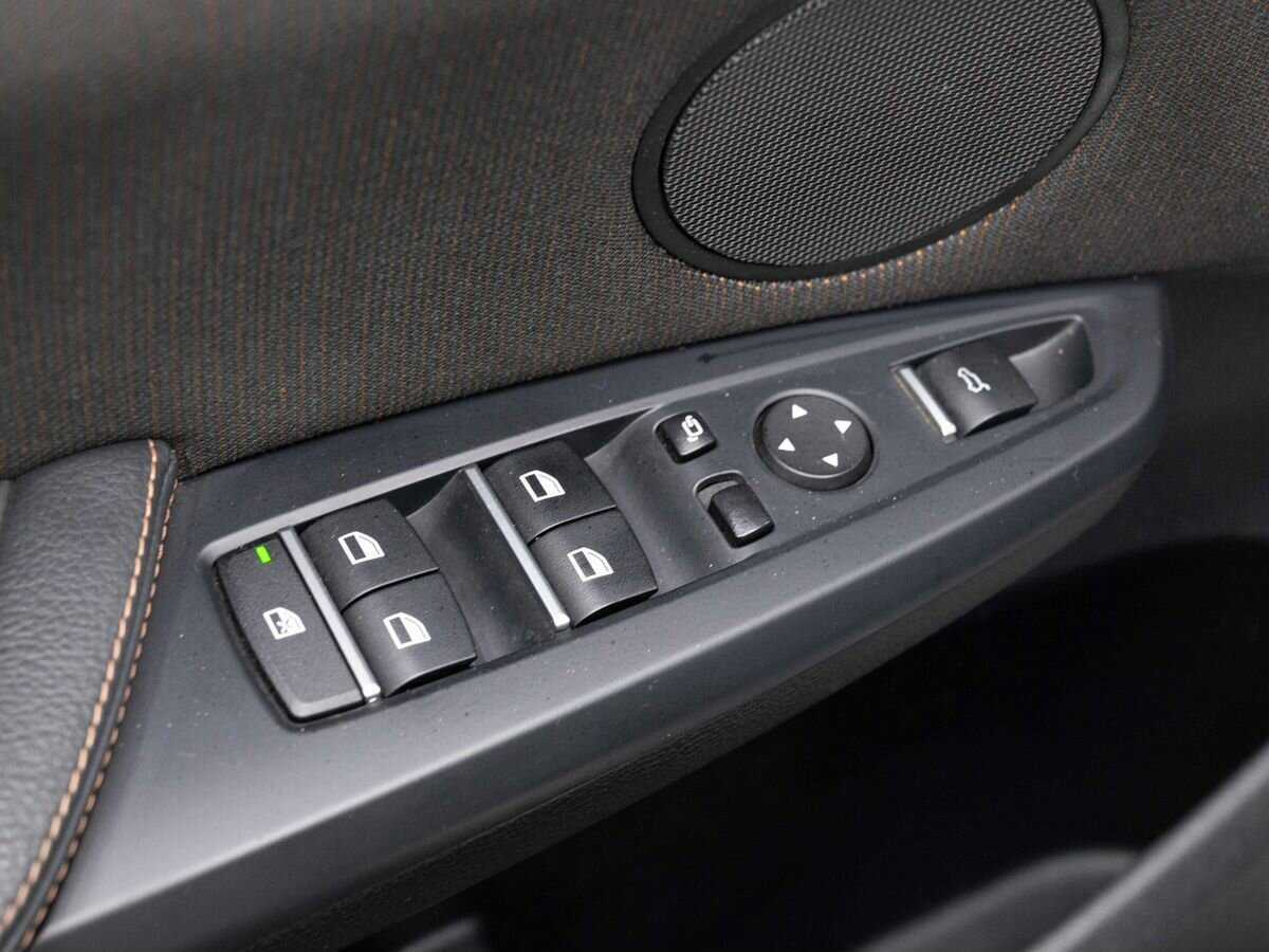 Б/У БМВ Икс3 2015 года. Фото: #22