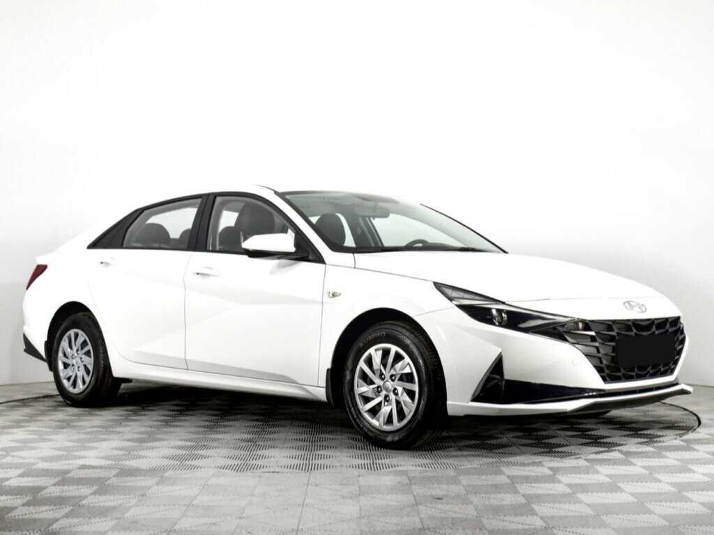 Б/У Хендай Елантра 2021 года. Фото: #2