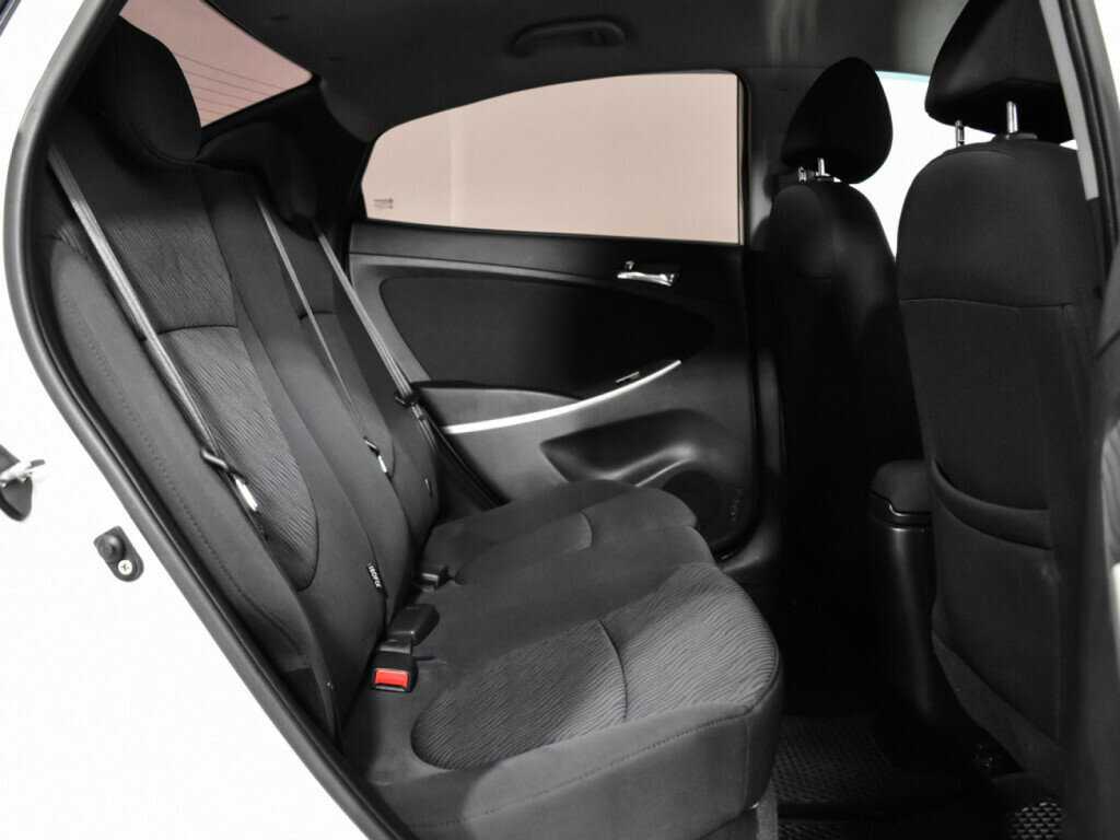 Б/У Хендай Солярис 2013 года. Фото: #9