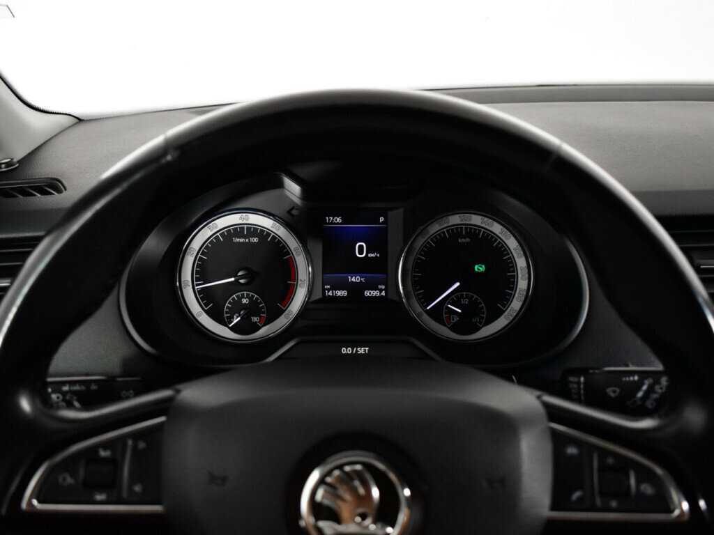 Б/У Шкода Октавия 2018 года. Фото: #10