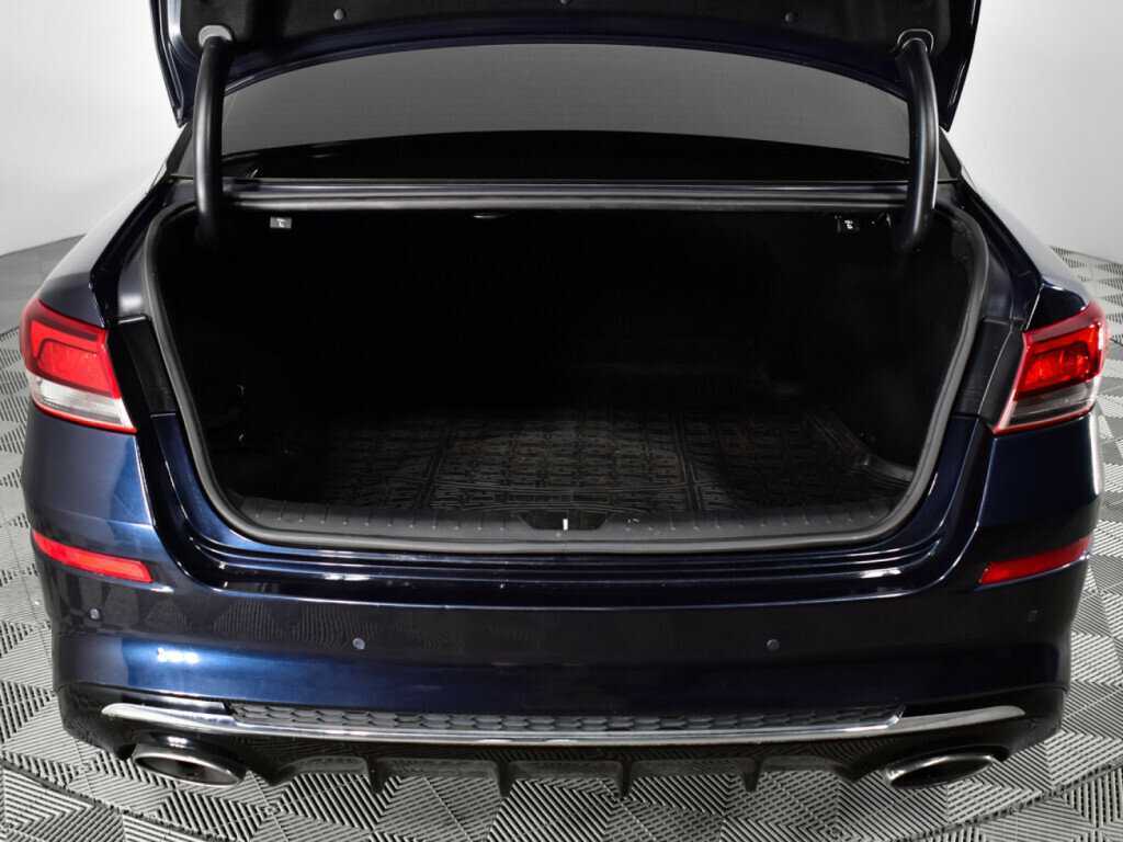 Б/У Киа Оптима 2018 года. Фото: #13