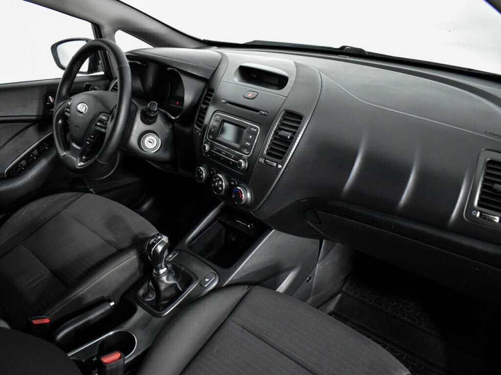 Б/У Киа Церато 2015 года. Фото: #10