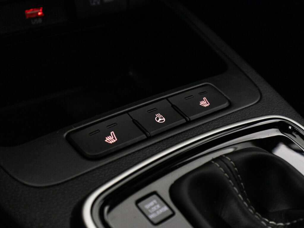 Б/У Киа Рио 2021 года. Фото: #18